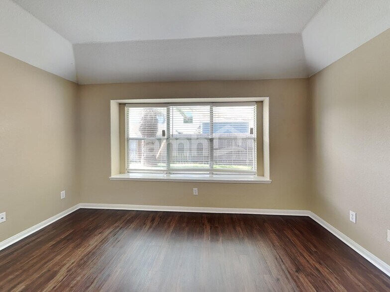 Building Photo - 4713 Honey Creek Ct