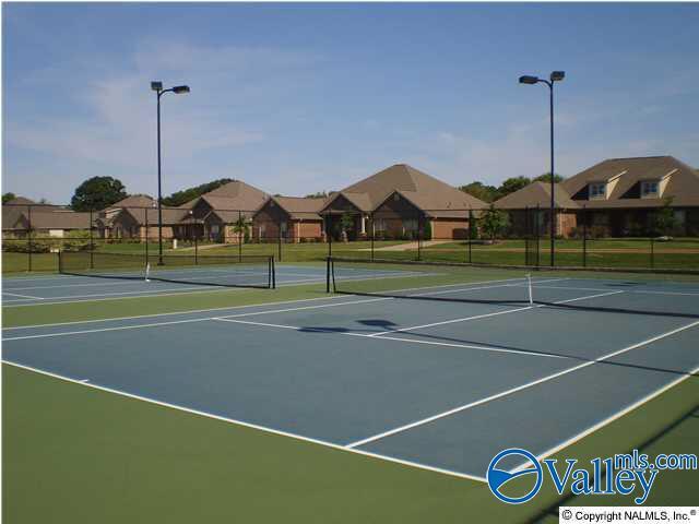 Building Photo - 412 Prom Dr SW