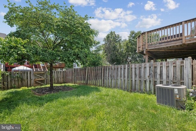 Building Photo - 523 Blacksburg Terrace NE