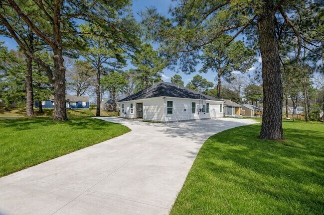 Building Photo - New Construction Duplex, 2 Bedroom, 1 Bathroom