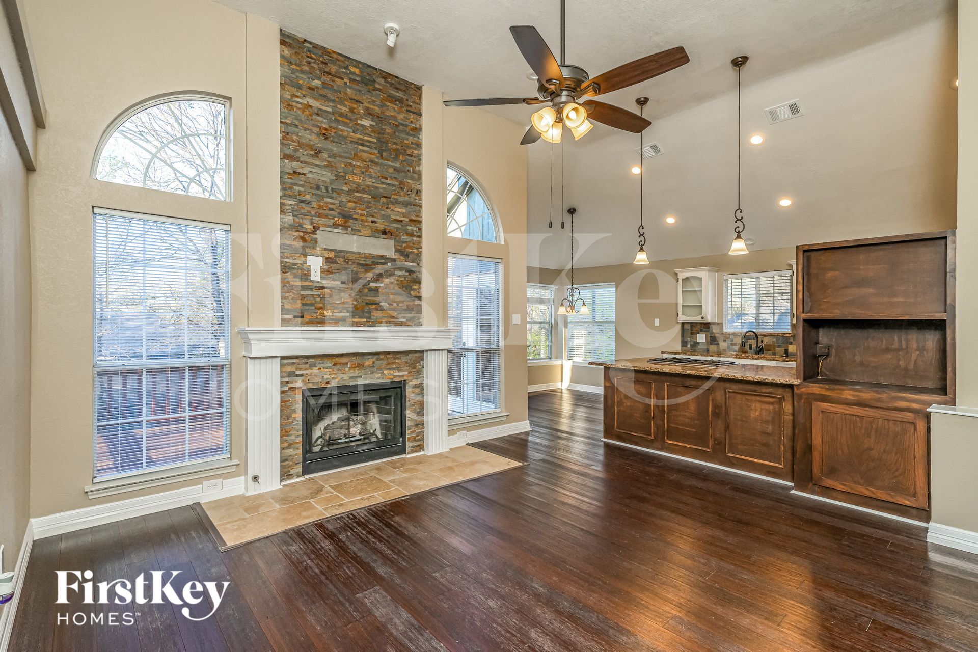 Building Photo - 1313 Deer Trail