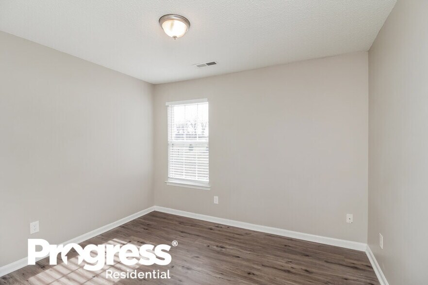 Building Photo - 129 Brantley Pl Dr