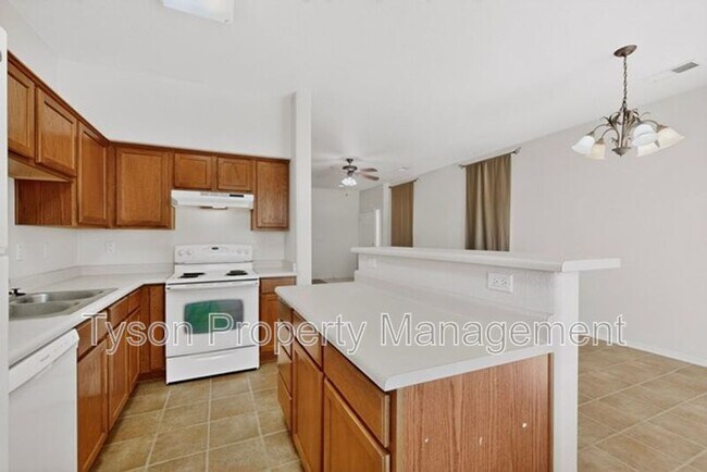 Building Photo - 5648 Valle Alegre Pl NW