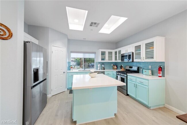 Building Photo - 3 br, 2 bath House - 695 Ventana Ridge