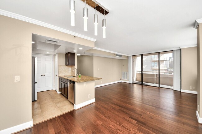 Building Photo - 3525 Sage Rd