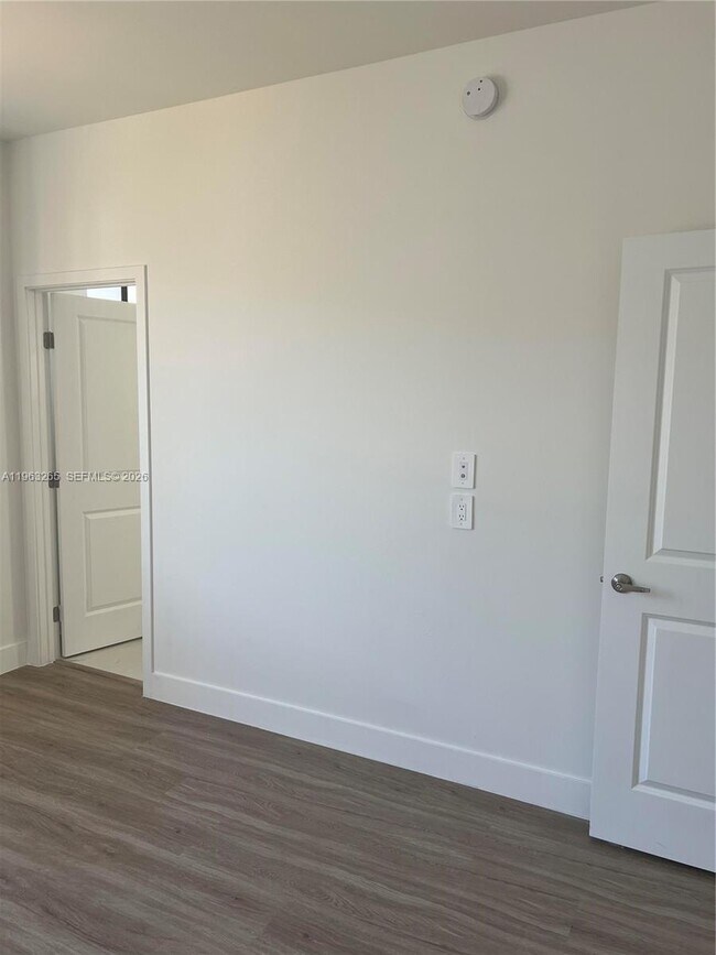 Building Photo - 34531 SW 191st Ave