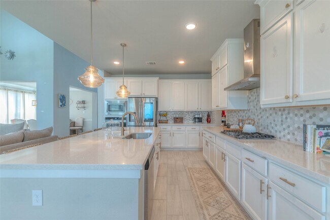 Building Photo - 15006 La Strada Dr