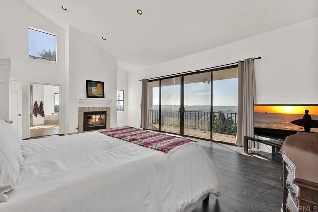 Building Photo - 3230 Piragua St