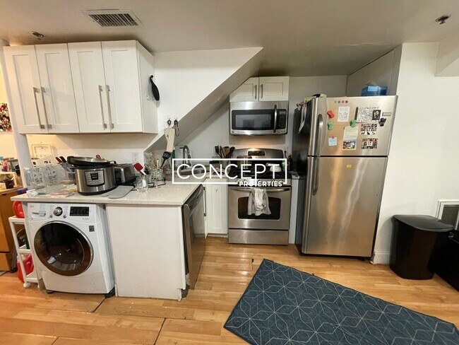 Building Photo - 243 Northampton St