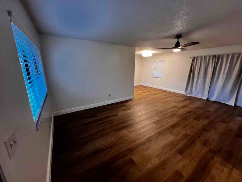 Building Photo - 543 Silver Course Ct