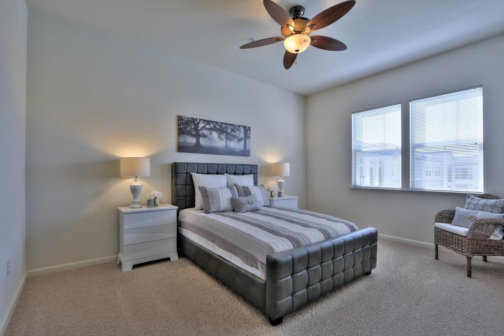 Main bedroom - 1883 Agnew Rd