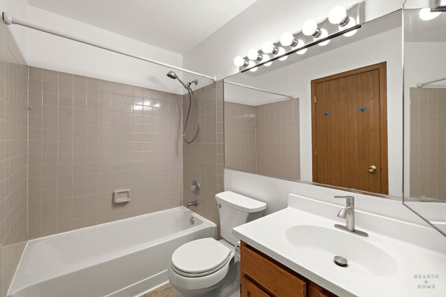 Building Photo - 3024 Max Ct