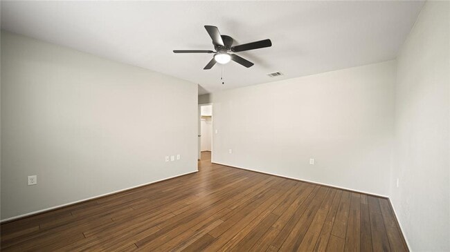 Building Photo - 5825 Nelson Oaks Dr