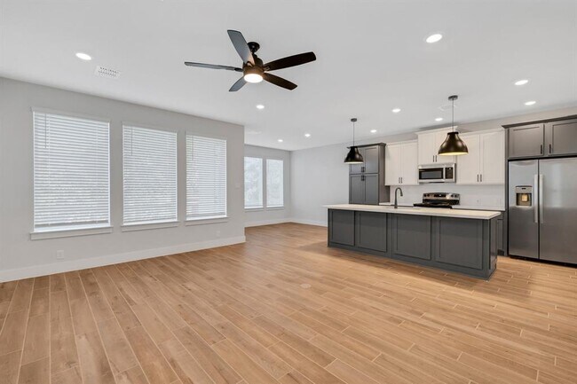 Building Photo - 13640 Giovanni's Garden Pl