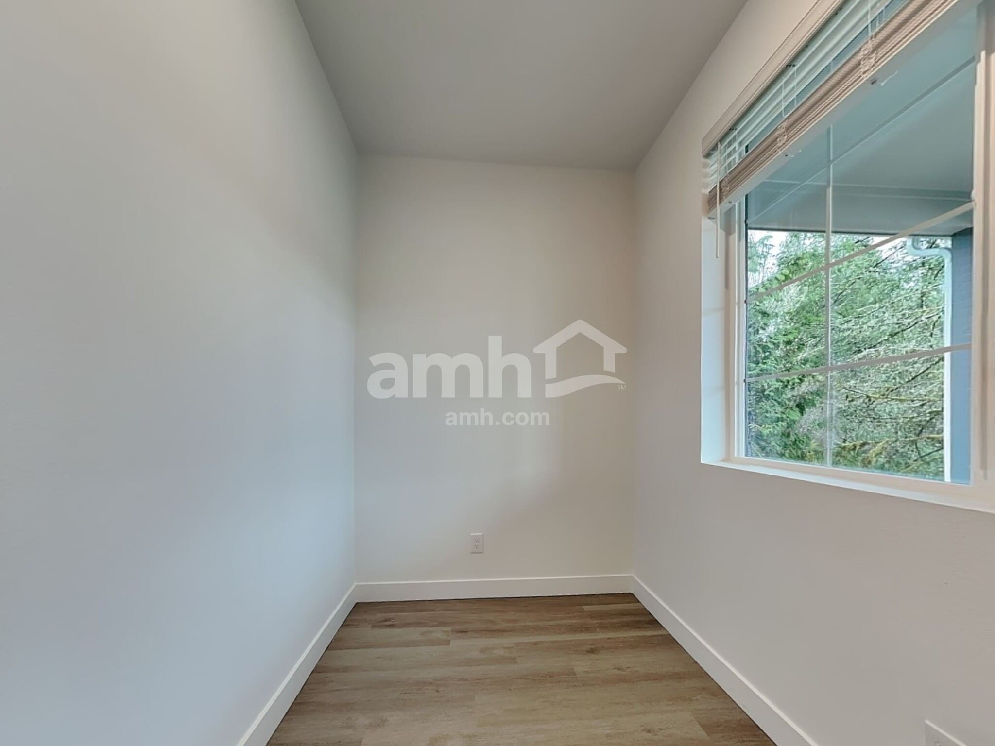 Building Photo - 8030 Sabelle St SW