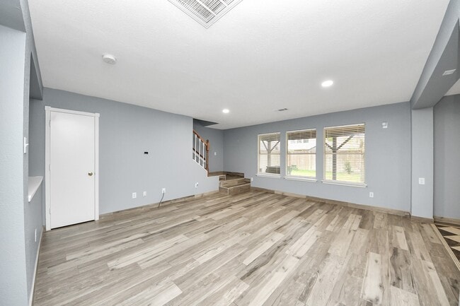 Building Photo - 15227 Western Skies Dr