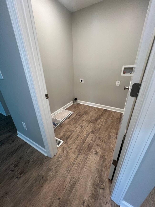 Building Photo - 25 Tidewater Ln