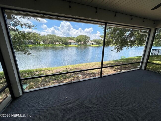 Building Photo - 13916 Fish Eagle Dr E