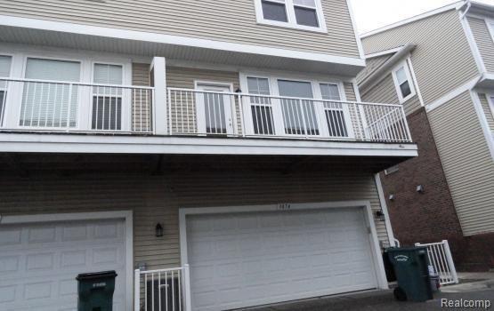 Building Photo - 3074 Kilmer Ave