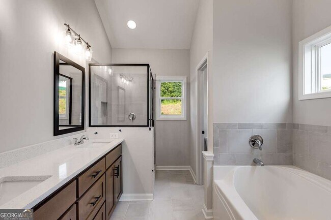 Building Photo - 140 Cedar Pk Wy