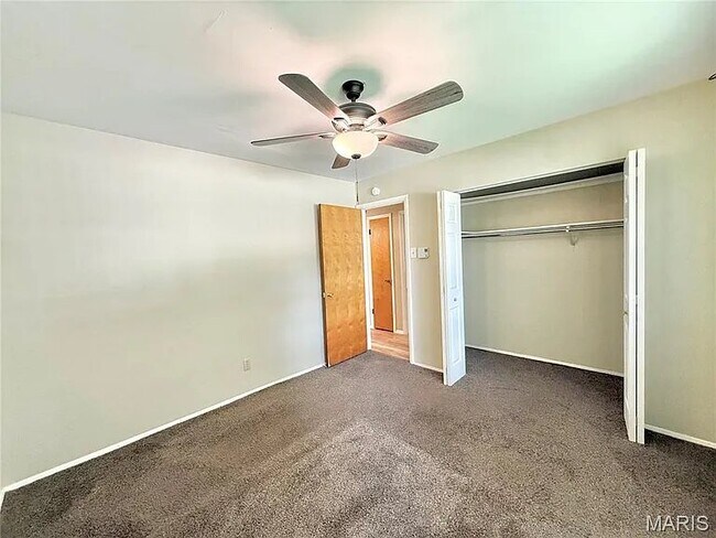 Building Photo - 7601 Hazelcrest Dr