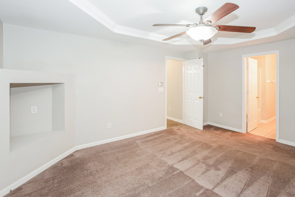 Building Photo - 1020 Duck Point Dr