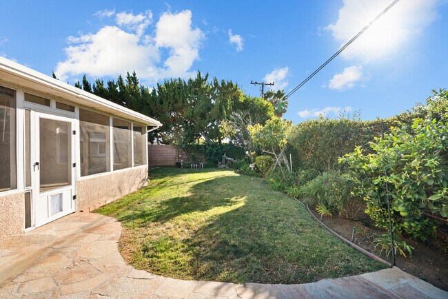 Building Photo - 3177 Austin Ave