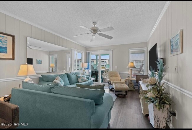 Building Photo - 301 Commerce Way