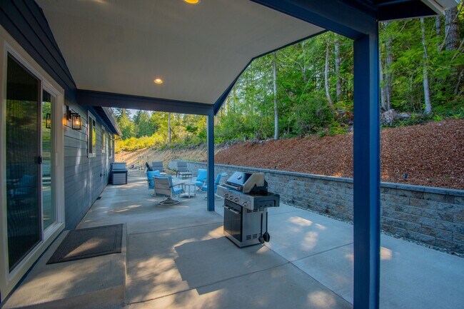 Building Photo - 161 N Harvey Terrace Dr