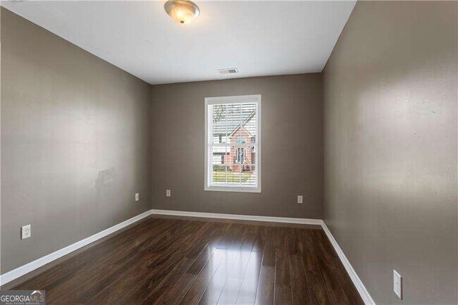 Building Photo - 177 Hollinger Way