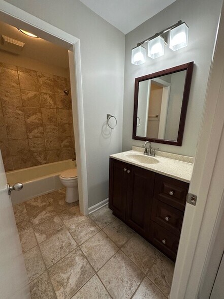 Bathroom - 2116 Hobbs Rd