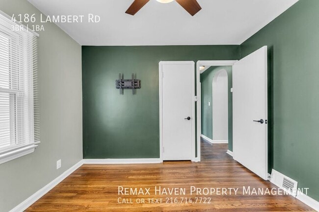 Building Photo - 4186 Lambert Rd