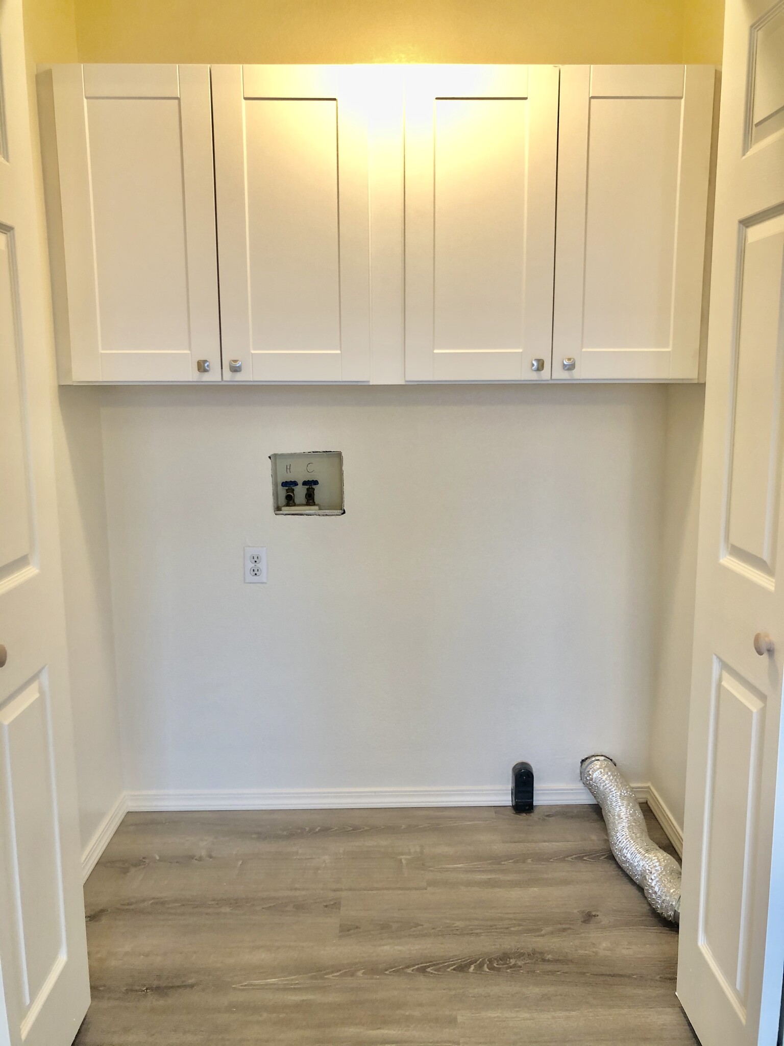 Building Photo - 583 Van Wey Cir