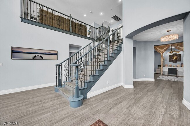 Building Photo - 1289 Vietti St