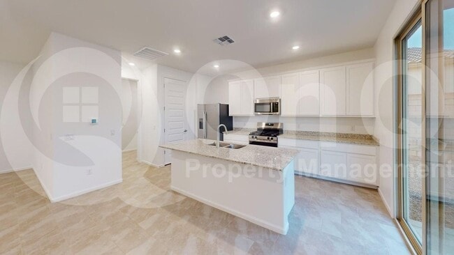 Building Photo - 17590 S Ironwood Bend Dr