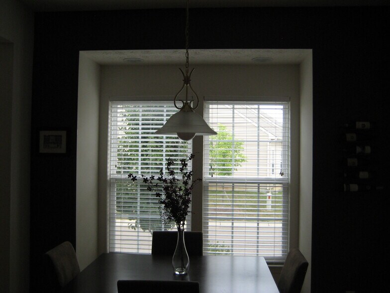 Building Photo - 3829 Taft Ave