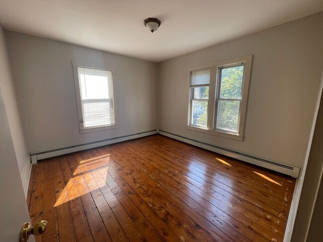 Building Photo - 57-59 Holbrook St