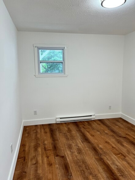 Building Photo - 94 Graham St