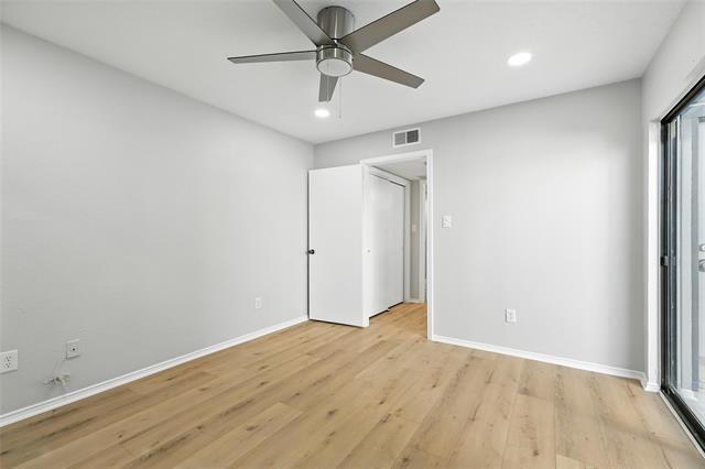 Building Photo - 606 Bellaire Dr