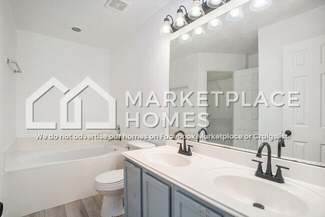 Building Photo - 9734 Ceremony Cove