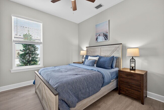 Building Photo - 15641 Gavello St