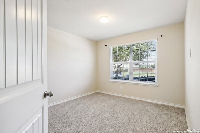 Building Photo - 6906 Quantum Lp
