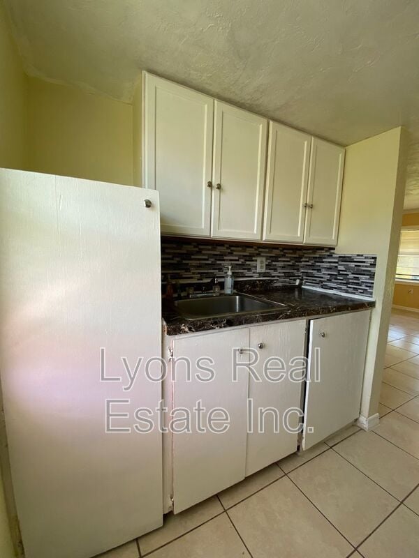 Building Photo - 3323 Canal St