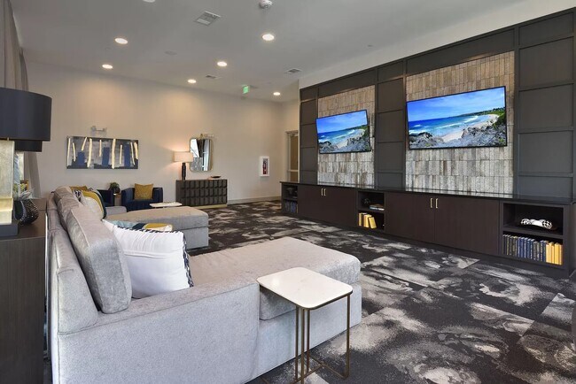 Building Photo - 3636 W Dallas St