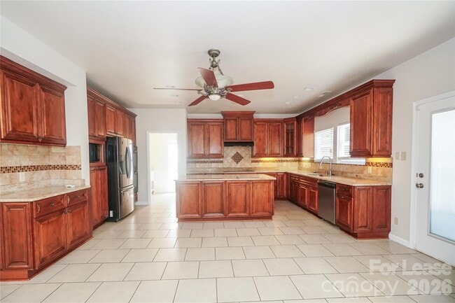 Building Photo - 3021 Morel Ave