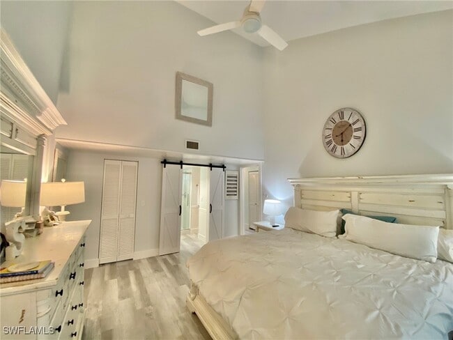 Building Photo - 871 Meadowland Dr
