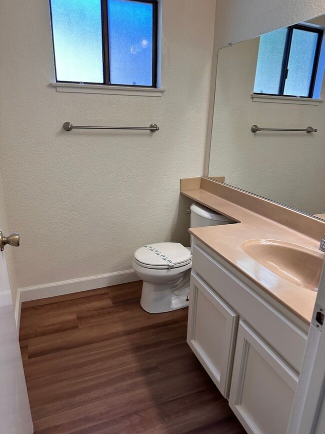 Building Photo - Marina Home in Cypress Cove Neighborhood