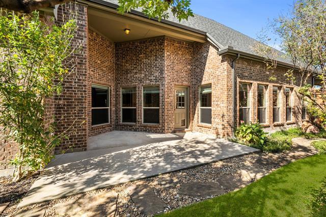 Building Photo - 1810 Sanderlain Ln