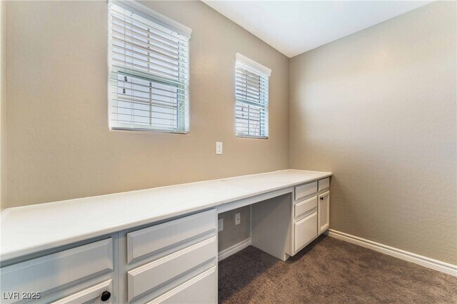 Building Photo - 12409 Loggeta Way