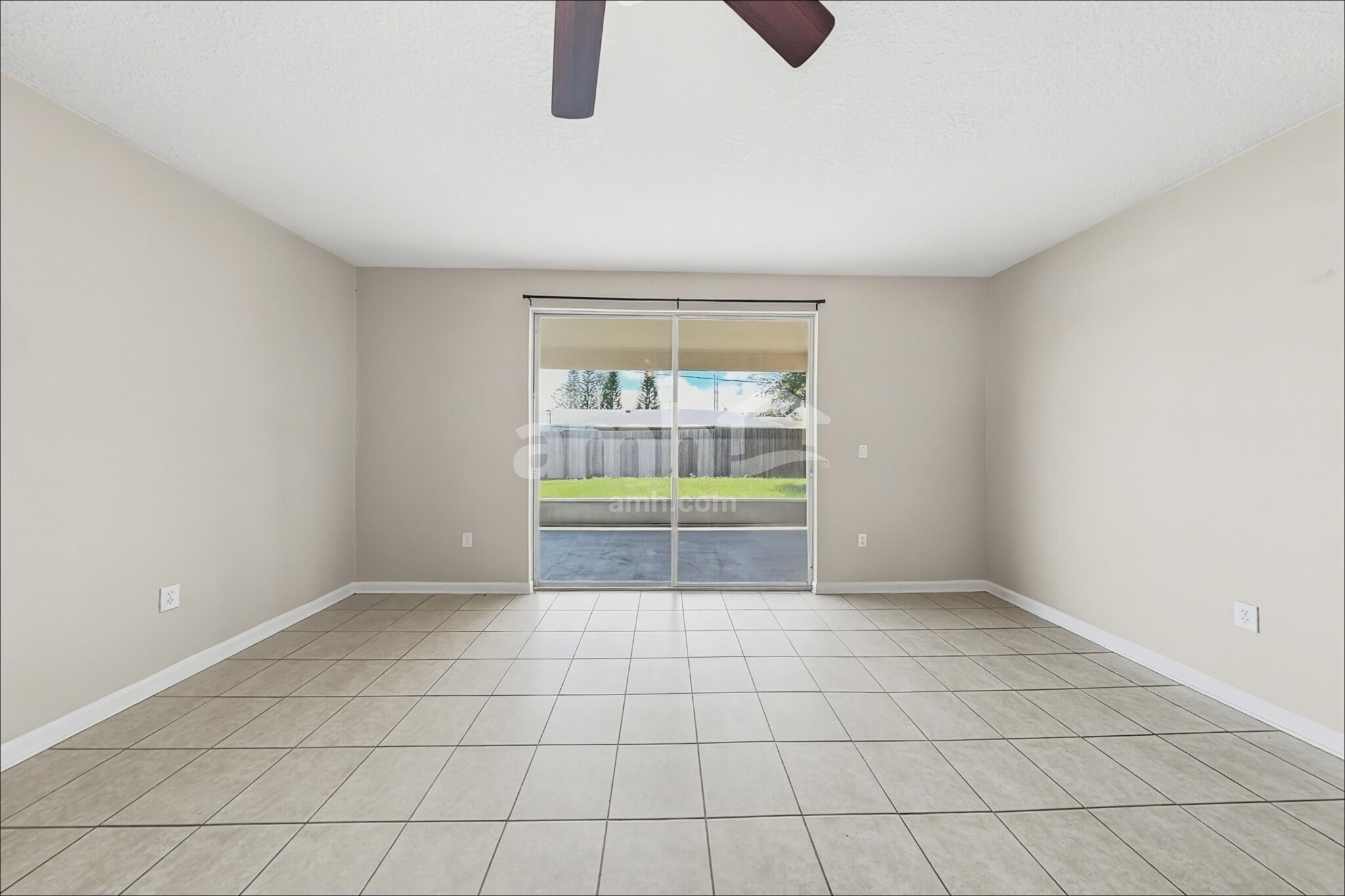 Building Photo - 810 Dunkirk Ave NW
